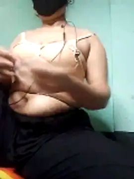 Maria Mahi online show from October 29, 2025, 5:56 pm