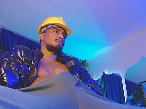 ElCaballeroNegro24 online show from November 10, 2025, 1:10 am