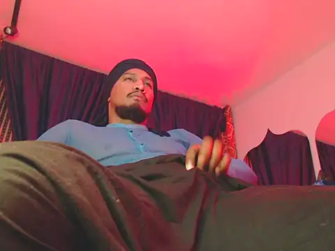 ElCaballeroNegro24 online show from November 9, 2025, 2:59 am