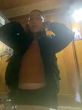 Lai005 online show from February 20, 2026, 1:02 am