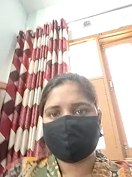 Snapshot of Ruhi_07 chatting on June 17, 2026, 4:12 am Ruhi 07 online show from June 17, 2026, 4:12 am