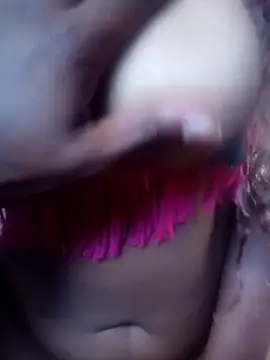 Snapshot of SuperheroDck chatting on October 17, 2025, 12:07 pm SuperheroDck online show from October 17, 2025, 12:07 pm