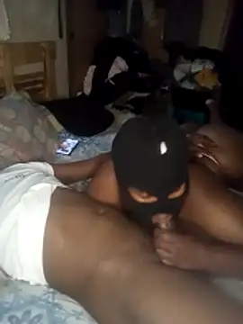 Snapshot of SuperheroDck chatting on November 18, 2025, 2:09 pm SuperheroDck online show from November 18, 2025, 2:09 pm