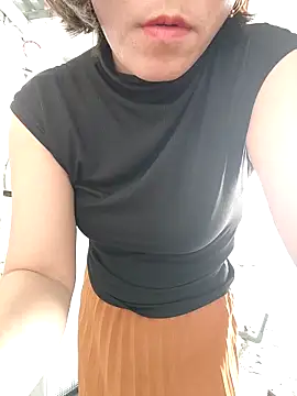 Rosalind xxx online show from April 4, 2026, 4:19 am