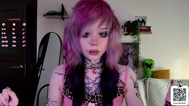 Lollyshy online show from September 11, 2025, 1:11 pm