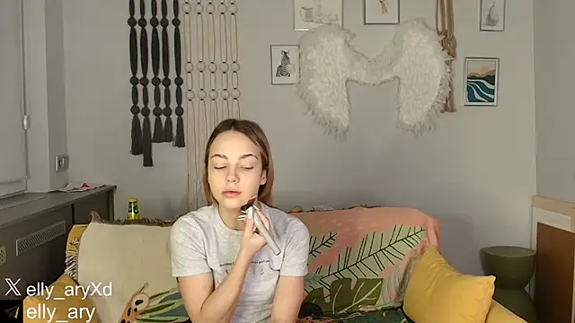 daddyonlyloveme online show from December 17, 2025, 9:20 pm