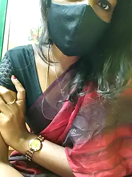 Snapshot of Honey_rosetamil chatting on February 1, 2026, 10:30 pm Honey rosetamil online show from February 1, 2026, 10:30 pm