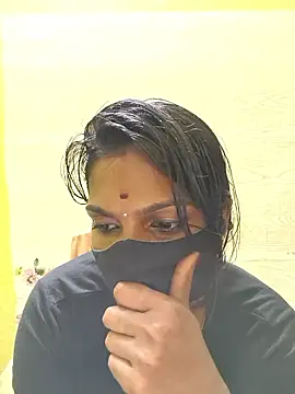 Snapshot of Honey_rosetamil chatting on December 21, 2025, 1:30 am Honey rosetamil online show from December 21, 2025, 1:30 am