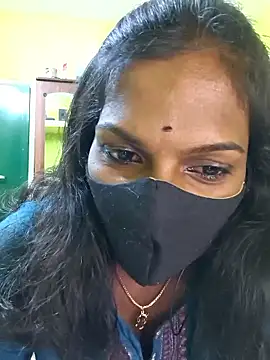 Snapshot of Honey_rosetamil chatting on October 29, 2025, 8:08 pm Honey rosetamil online show from October 29, 2025, 8:08 pm