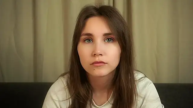 Snapshot of EthalFlowers chatting on October 29, 2025, 11:47 pm EthalFlowers online show from October 29, 2025, 11:47 pm