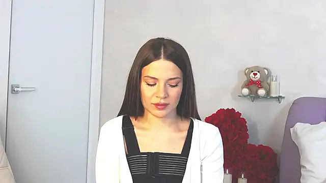 AngelicaDillon online show from March 4, 2026, 4:53 am