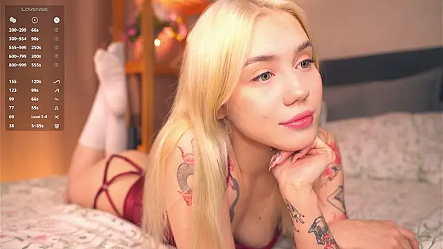 LilianBenskin online show from November 13, 2025, 6:50 am