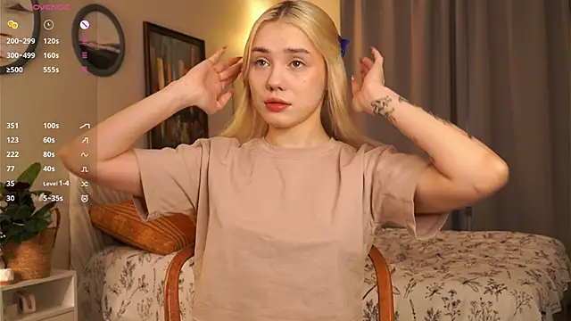 LilianBenskin online show from December 4, 2025, 6:45 am