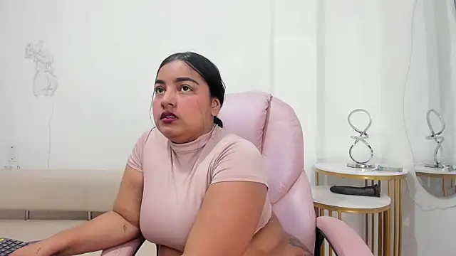 Chloe jackson25 online show from September 27, 2025, 11:55 pm