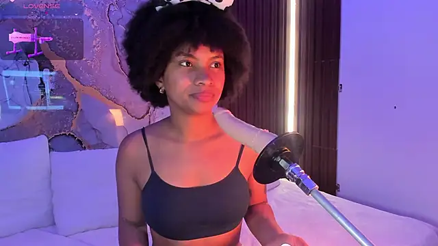 Lolalewis777 online show from October 10, 2025, 10:54 pm