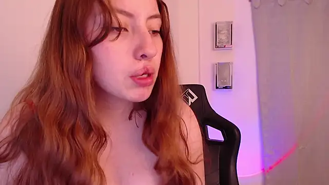 Snapshot of sophia_princ chatting on October 6, 2025, 5:57 pm sophia princ online show from October 6, 2025, 5:57 pm