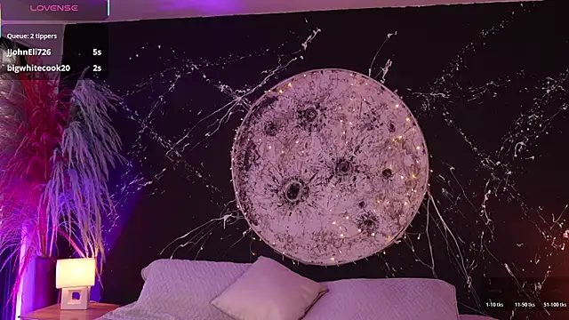 Snapshot of ShaniaDaniels chatting on December 16, 2025, 8:35 pm ShaniaDaniels online show from December 16, 2025, 8:35 pm