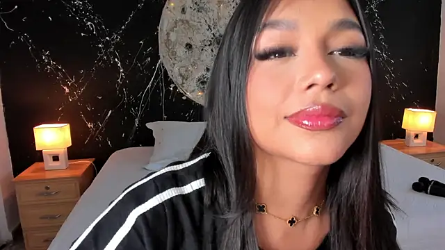 Snapshot of ShaniaDaniels chatting on December 22, 2025, 10:10 pm ShaniaDaniels online show from December 22, 2025, 10:10 pm