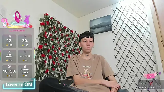 Snapshot of LiamBrown09 chatting on June 16, 2026, 7:47 pm LiamBrown09 online show from June 16, 2026, 7:47 pm