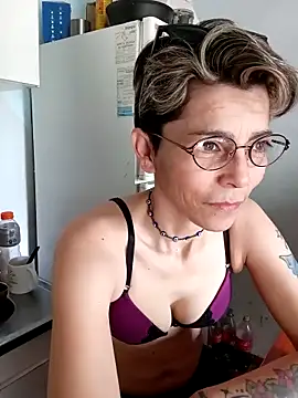 Lulypsicologasexual online show from October 29, 2025, 5:56 pm