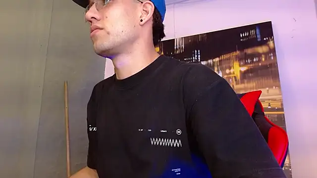alexgiraldo   online show from April 23, 2026, 2:40 am