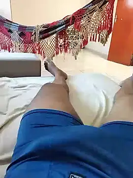 Snapshot of Santoro15 chatting on January 8, 2026, 3:18 pm Santoro15 online show from January 8, 2026, 3:18 pm