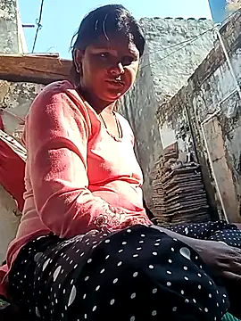 heena3355 online show from November 28, 2025, 8:25 am