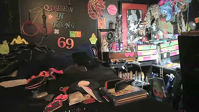 Splash Queen420 online show from March 2, 2026, 3:51 am