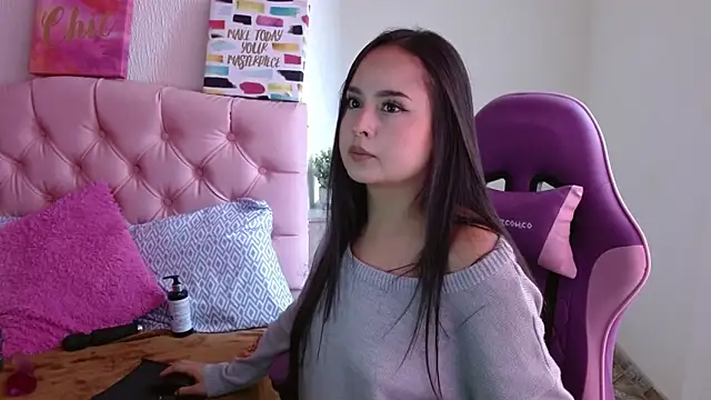 Emma-Flowers online show from September 29, 2025, 7:30 pm