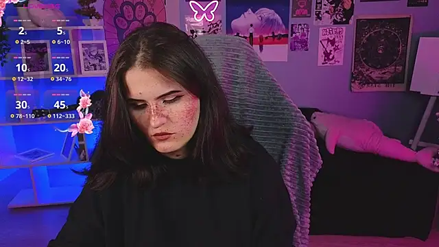 Snapshot of Dark_Shine chatting on April 5, 2026, 8:15 pm Dark Shine online show from April 5, 2026, 8:15 pm