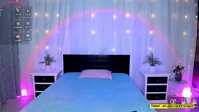 Evolet Bee online show from April 10, 2026, 12:34 pm