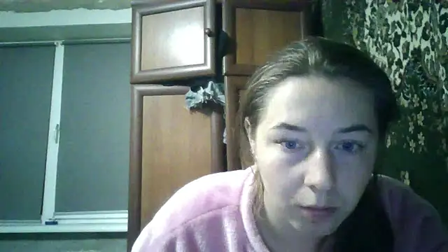 Kitten36 online show from October 8, 2025, 5:57 pm