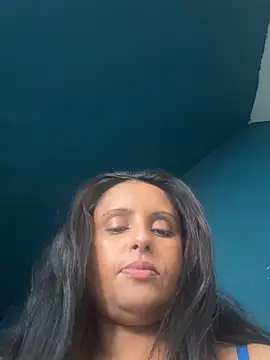 Snapshot of Angelaarayexx chatting on April 22, 2026, 11:39 am Angelaarayexx online show from April 22, 2026, 11:39 am