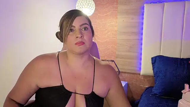 AgnesIvanova online show from February 18, 2026, 7:10 pm