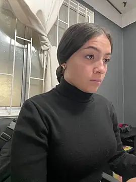 Snapshot of Alyha_Cortes chatting on February 3, 2026, 1:05 pm Alyha Cortes online show from February 3, 2026, 1:05 pm