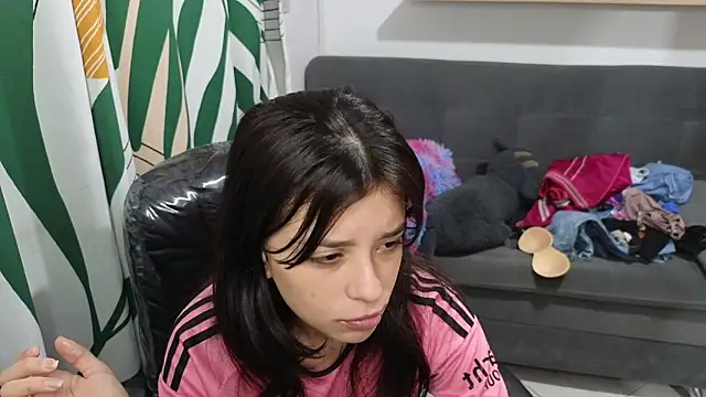 kathie lozada online show from December 16, 2025, 4:39 am