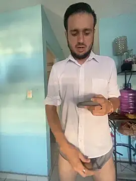 Alexitho25 online show from November 5, 2025, 10:24 pm