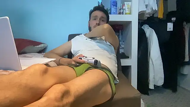 Snapshot of Alexitho25 chatting on January 16, 2026, 9:02 am Alexitho25 online show from January 16, 2026, 9:02 am