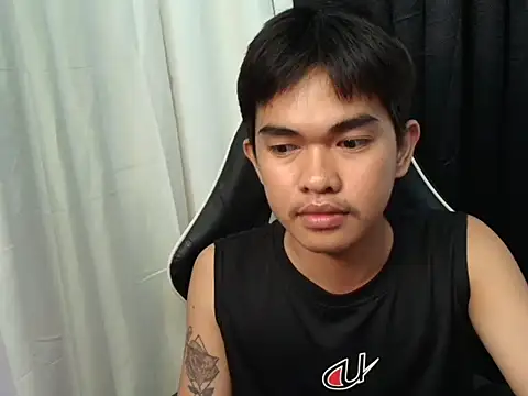 Snapshot of joncum4u chatting on July 8, 2026, 5:24 pm joncum4u online show from July 8, 2026, 5:24 pm