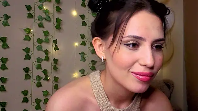 Forever Smiler online show from May 11, 2026, 5:21 pm