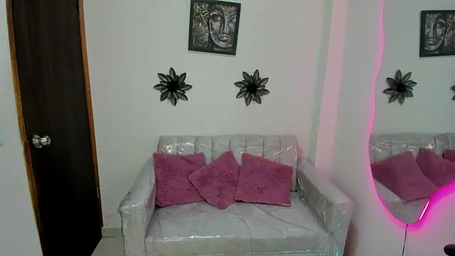 cataleya sub  online show from October 7, 2025, 12:17 pm