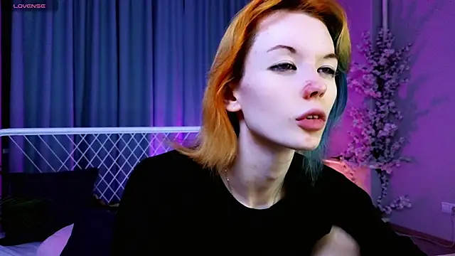 Snapshot of Kiara_Dream chatting on July 10, 2026, 10:32 pm Kiara Dream online show from July 10, 2026, 10:32 pm