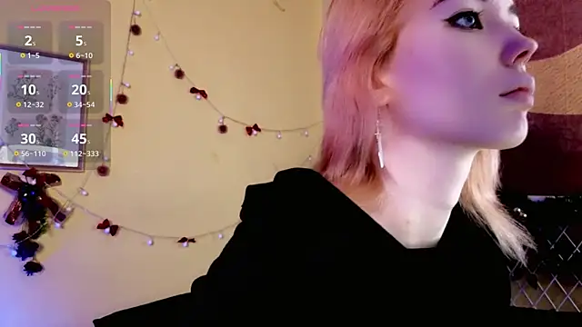 Snapshot of Kiara_Dream chatting on January 17, 2026, 8:45 pm Kiara Dream online show from January 17, 2026, 8:45 pm