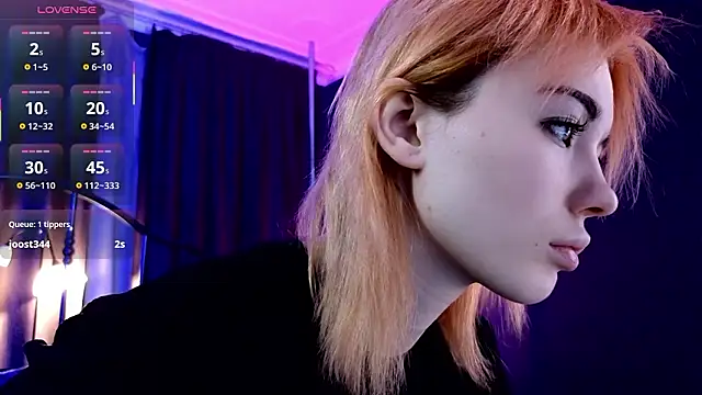 Snapshot of Kiara_Dream chatting on January 31, 2026, 9:35 pm Kiara Dream online show from January 31, 2026, 9:35 pm