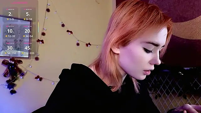 Snapshot of Kiara_Dream chatting on January 16, 2026, 8:35 pm Kiara Dream online show from January 16, 2026, 8:35 pm