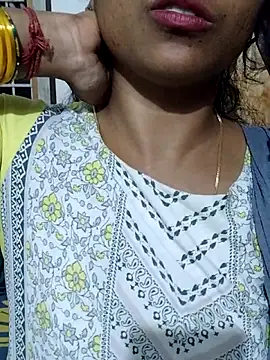 Snapshot of Varsha21 chatting on October 11, 2025, 2:51 pm Varsha21 online show from October 11, 2025, 2:51 pm