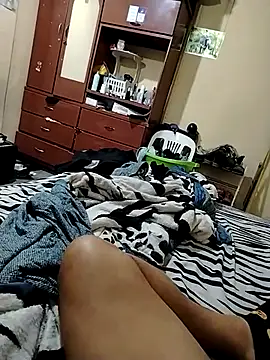 Hot guy with big cock online show from December 3, 2025, 3:29 am