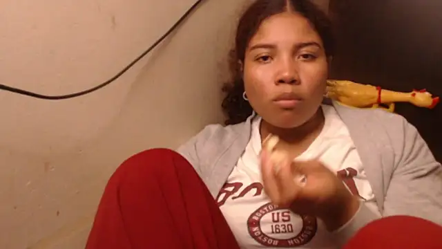 madelene online show from February 25, 2026, 2:23 am