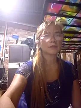 Snapshot of SexyHottMom chatting on January 18, 2026, 12:41 pm SexyHottMom online show from January 18, 2026, 12:41 pm