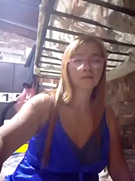 SexyHottMom online show from December 14, 2025, 3:06 pm